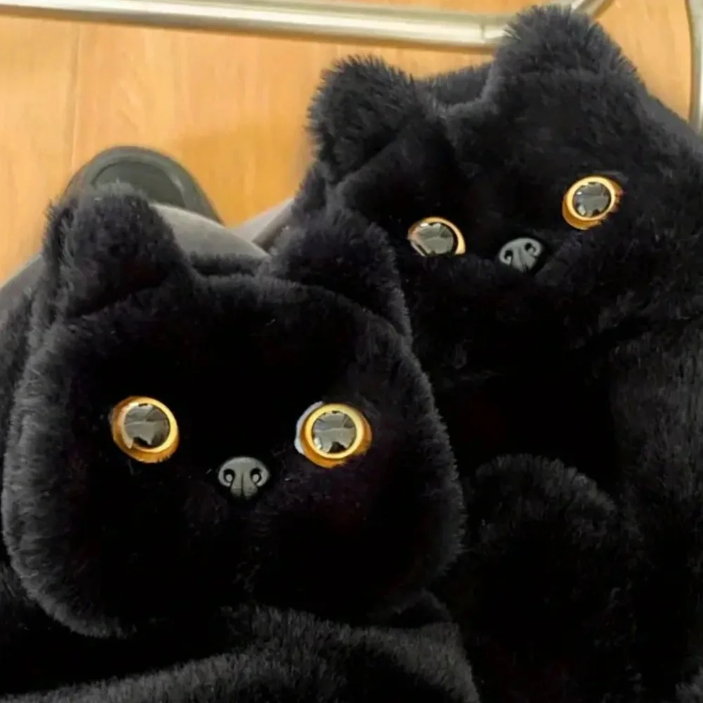 NWT! Gorgeous Ebony Black Silky and Furry Black Cat Mittens for Adults!